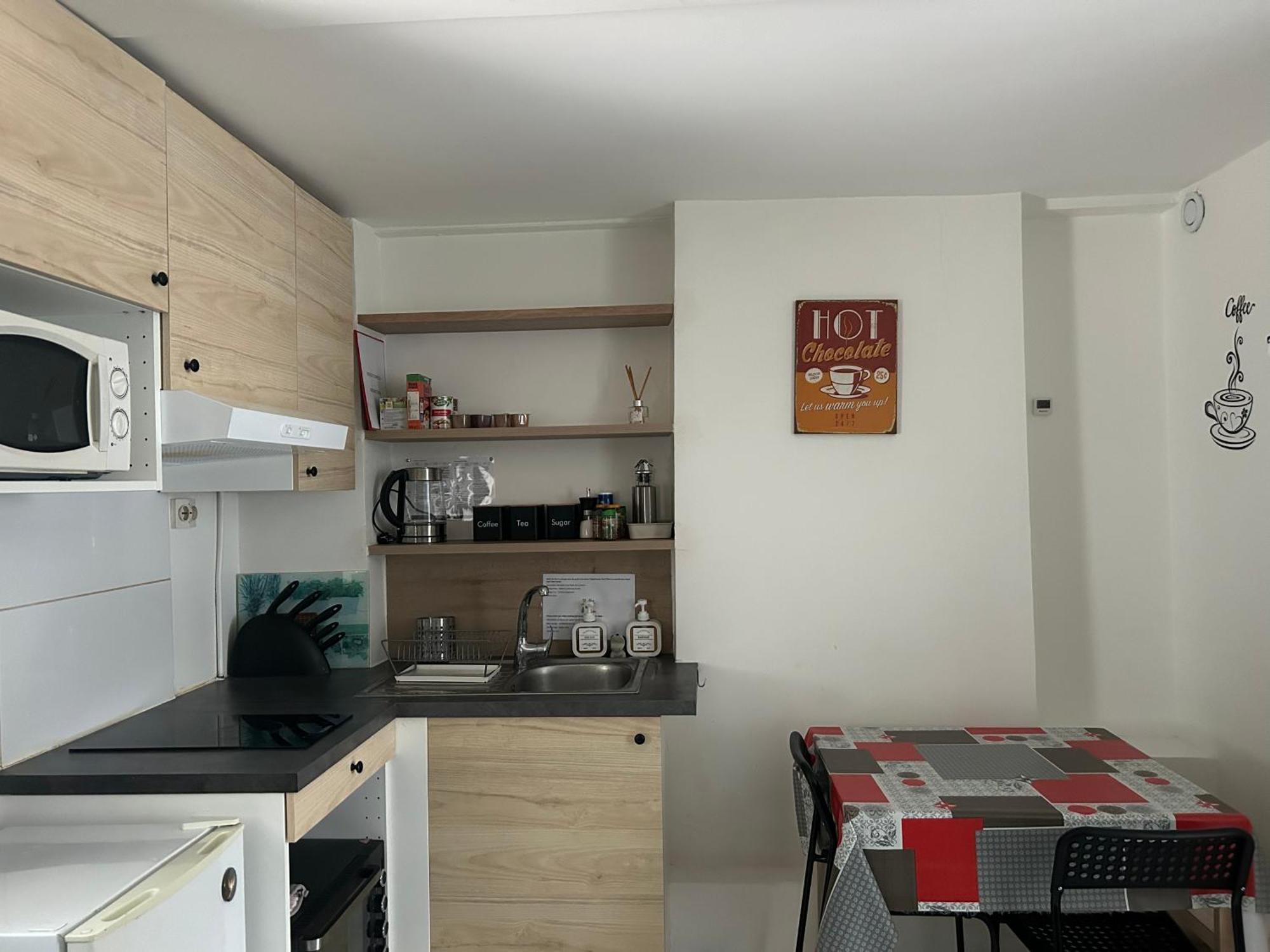 Appartement Avec Terrasse A ロニー＝スー＝ボワ エクステリア 写真